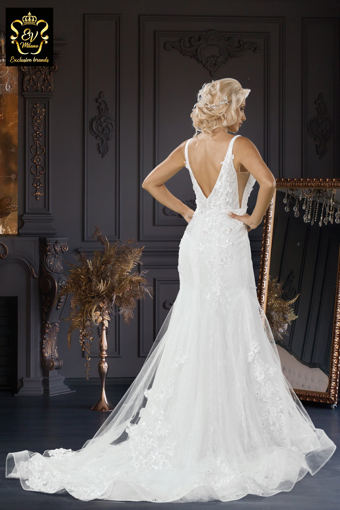 Long wedding dress with wide straps, embroidered pattern and train EVM-1007