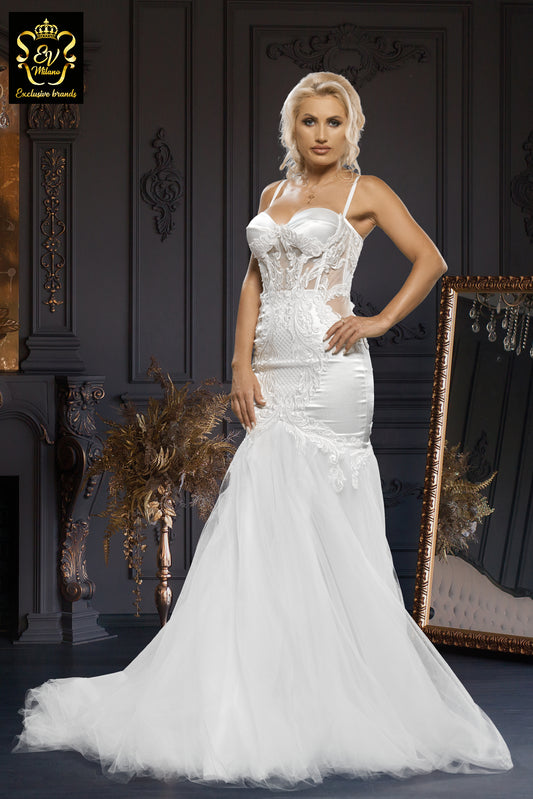 Long wedding dress with thin straps, precious model and train EVM-1009