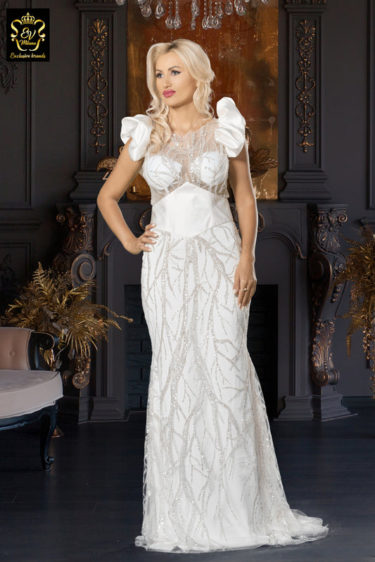 Long wedding dress with short sleeves, embroidered model and train EVM-1020