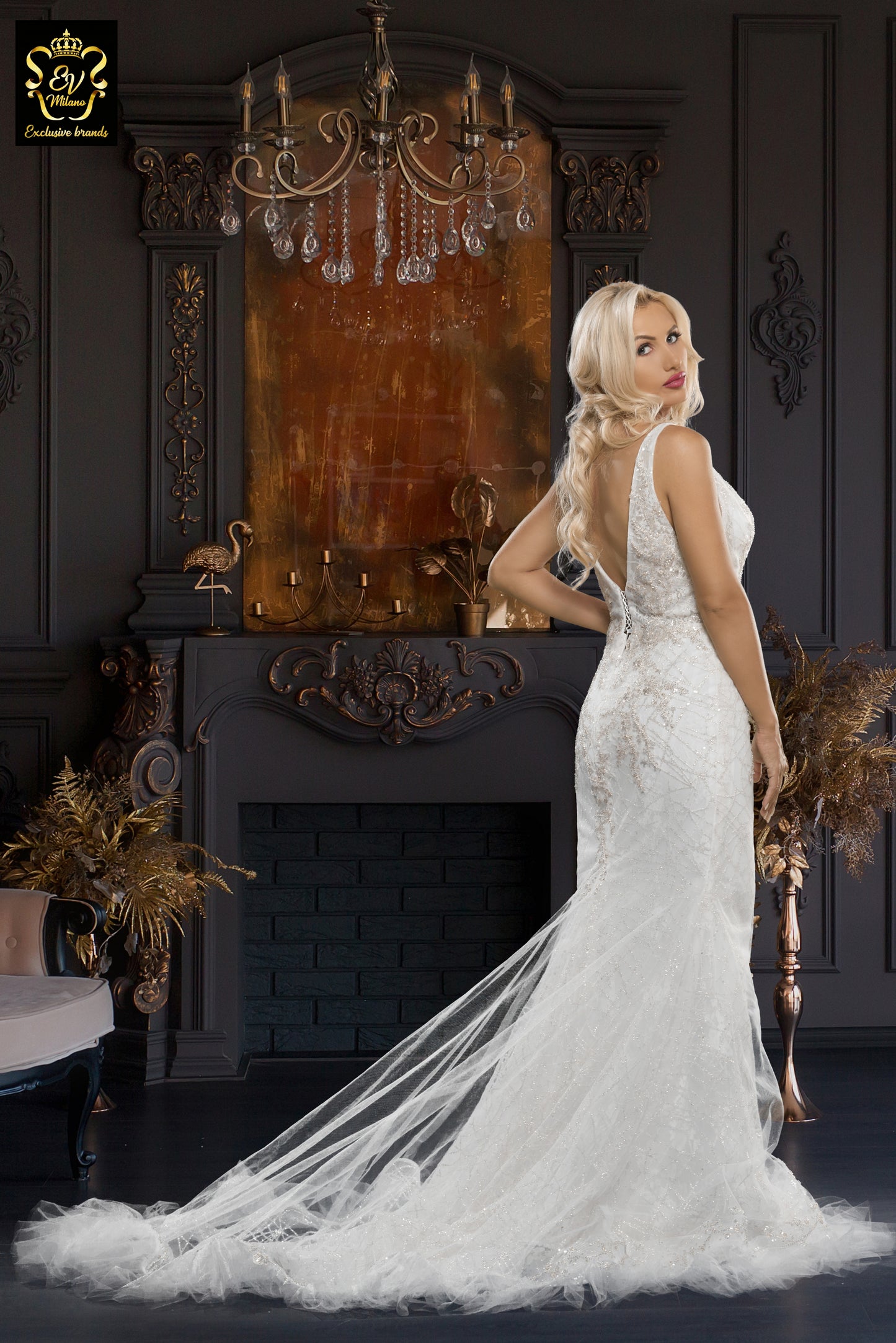 Long wedding dress with wide straps, v-neckline and train EVM-1021