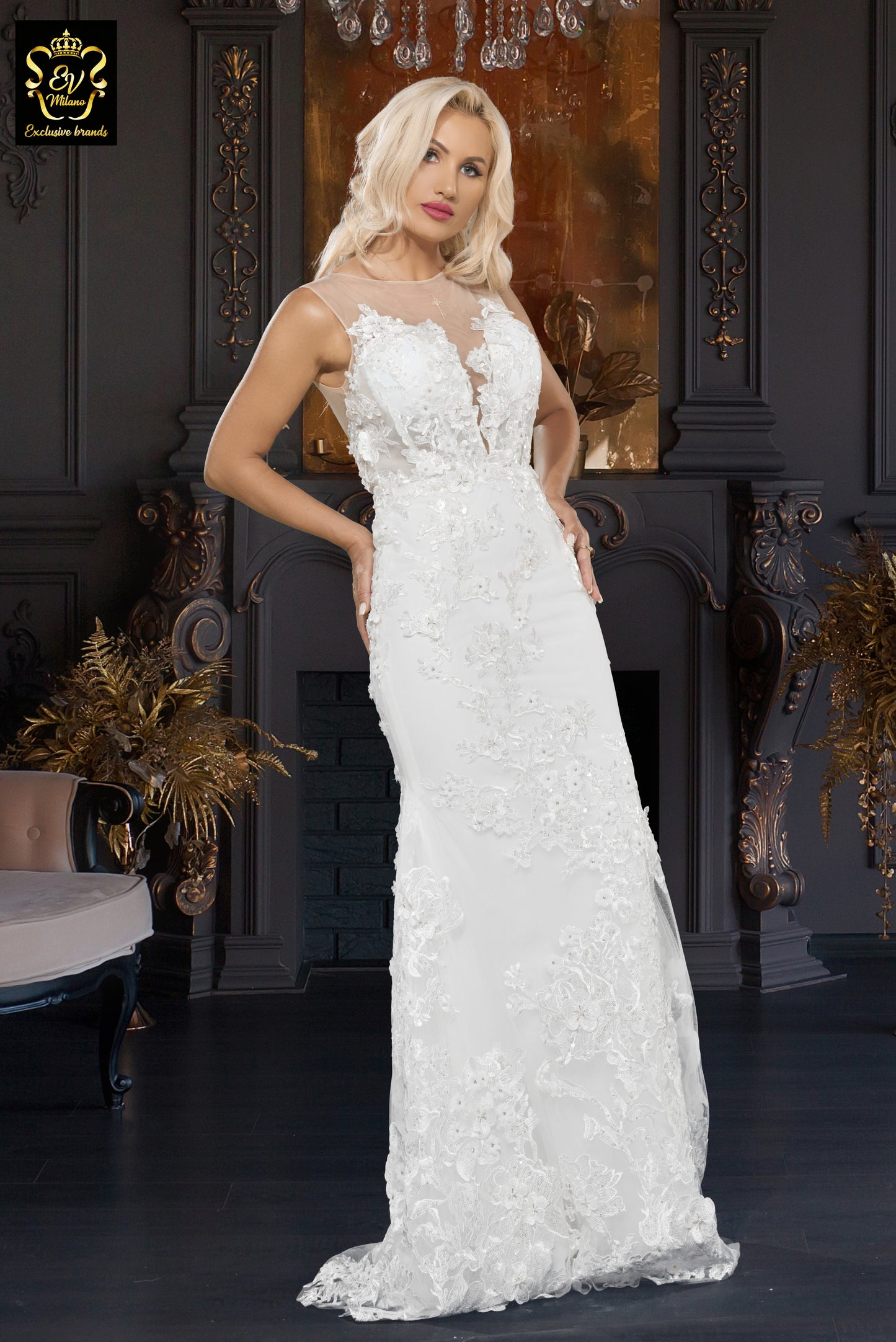 Long wedding dress with v-neckline, semi-transparent model and train EVM-1023