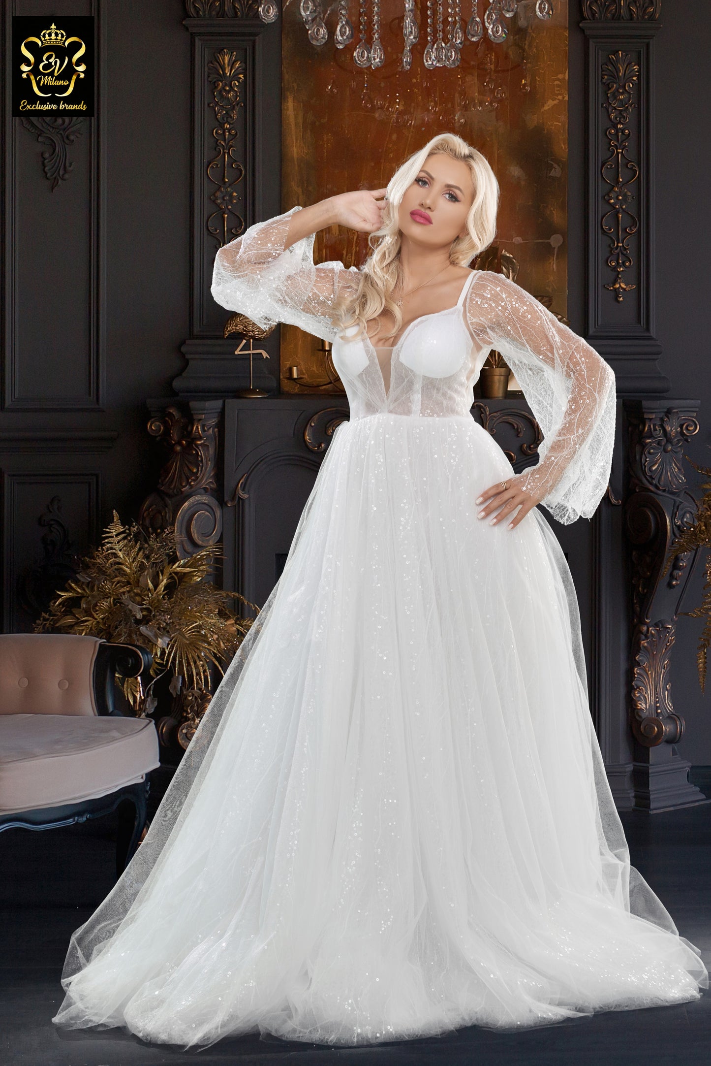 Long wedding dress with v-neckline and long sleeve EVM-1025