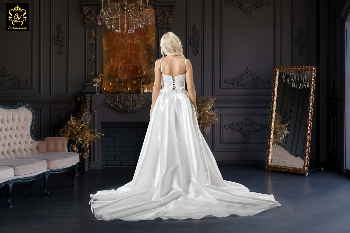 Long wedding dress with thin straps and long train EVM-1026