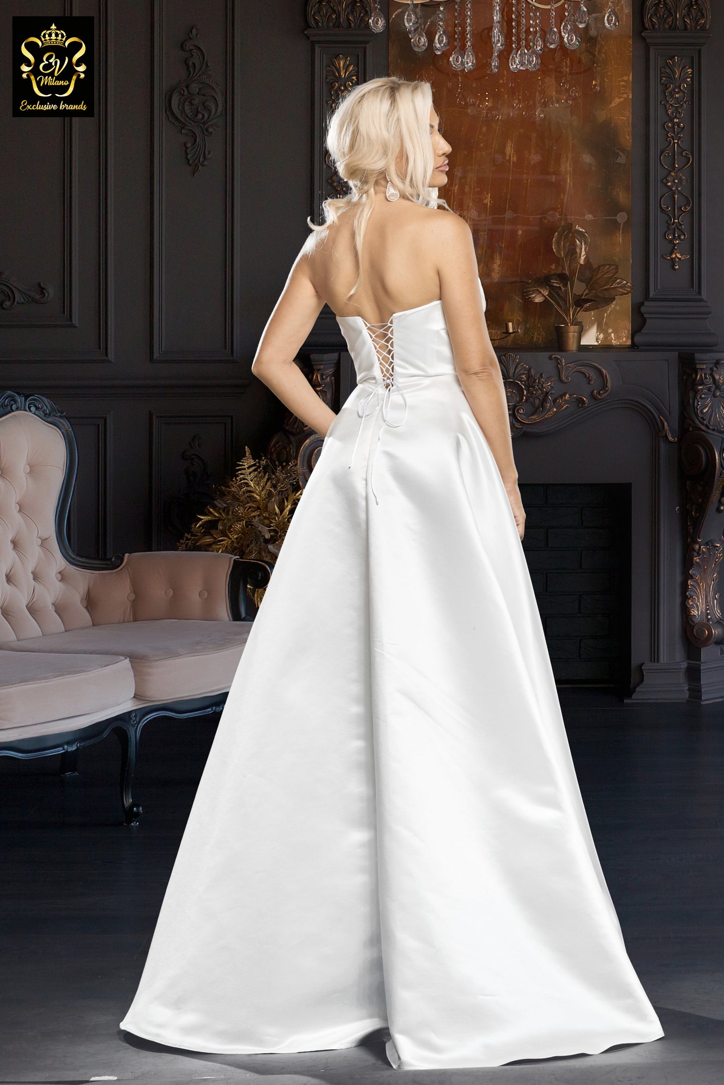 Long wedding dress with thin straps and train EVM-1028