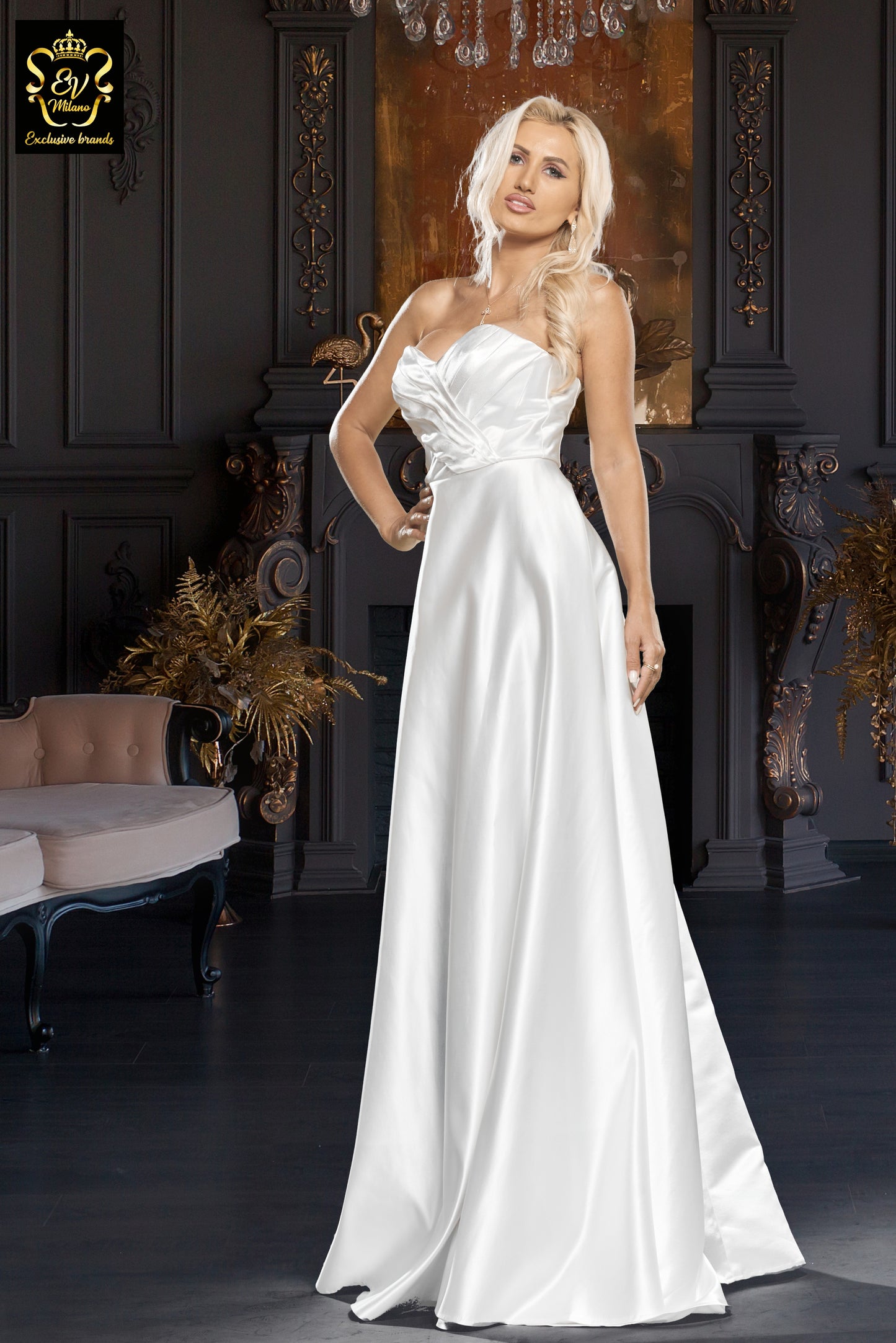 Long sleeveless wedding dress with train EVM-1030