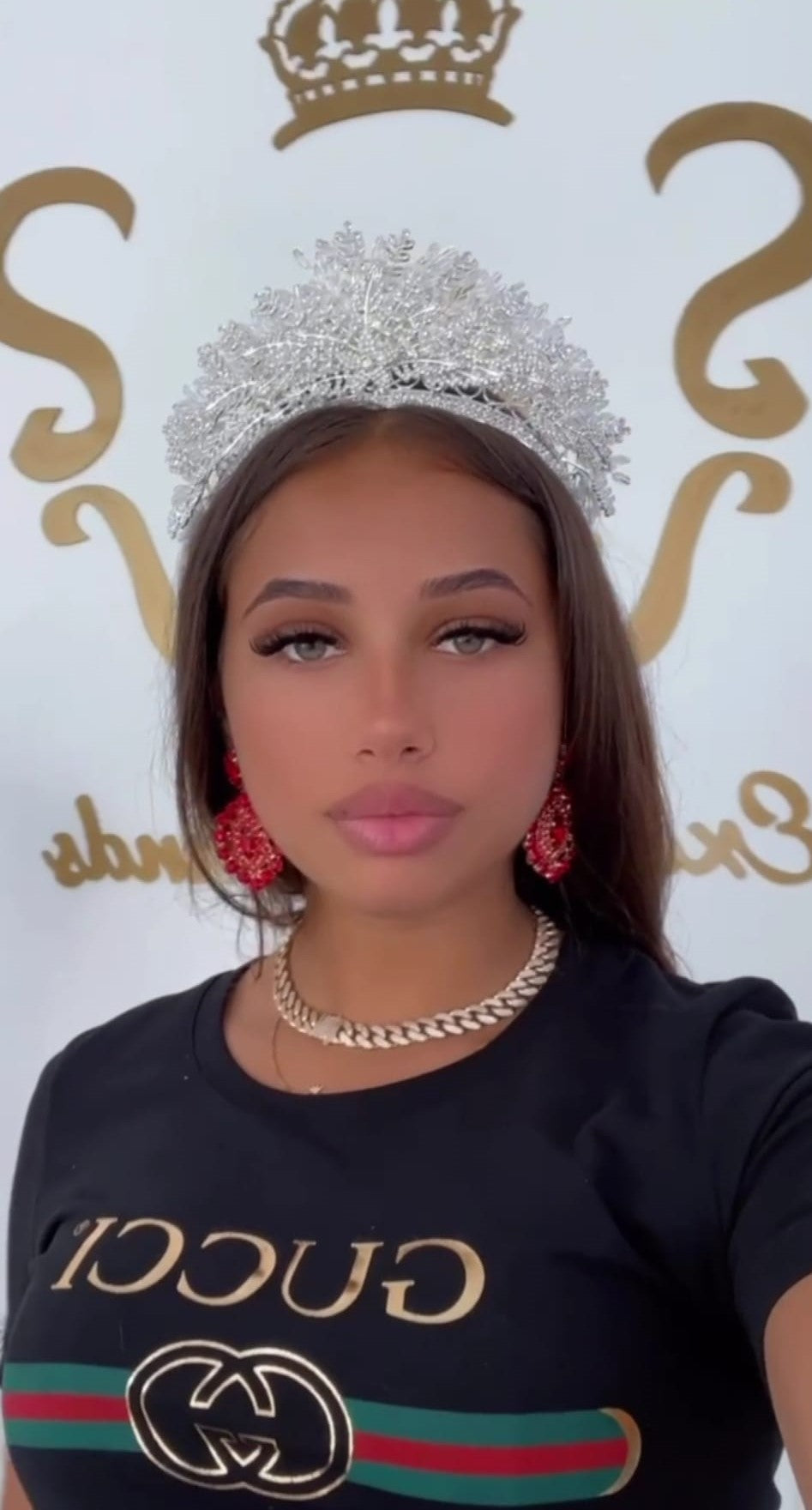 Bridal diadem with semi-precious stones