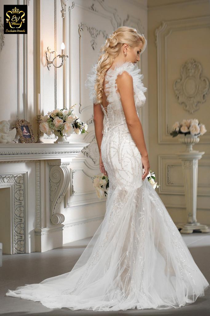 Long wedding dress with tulle straps and train EVM-1034