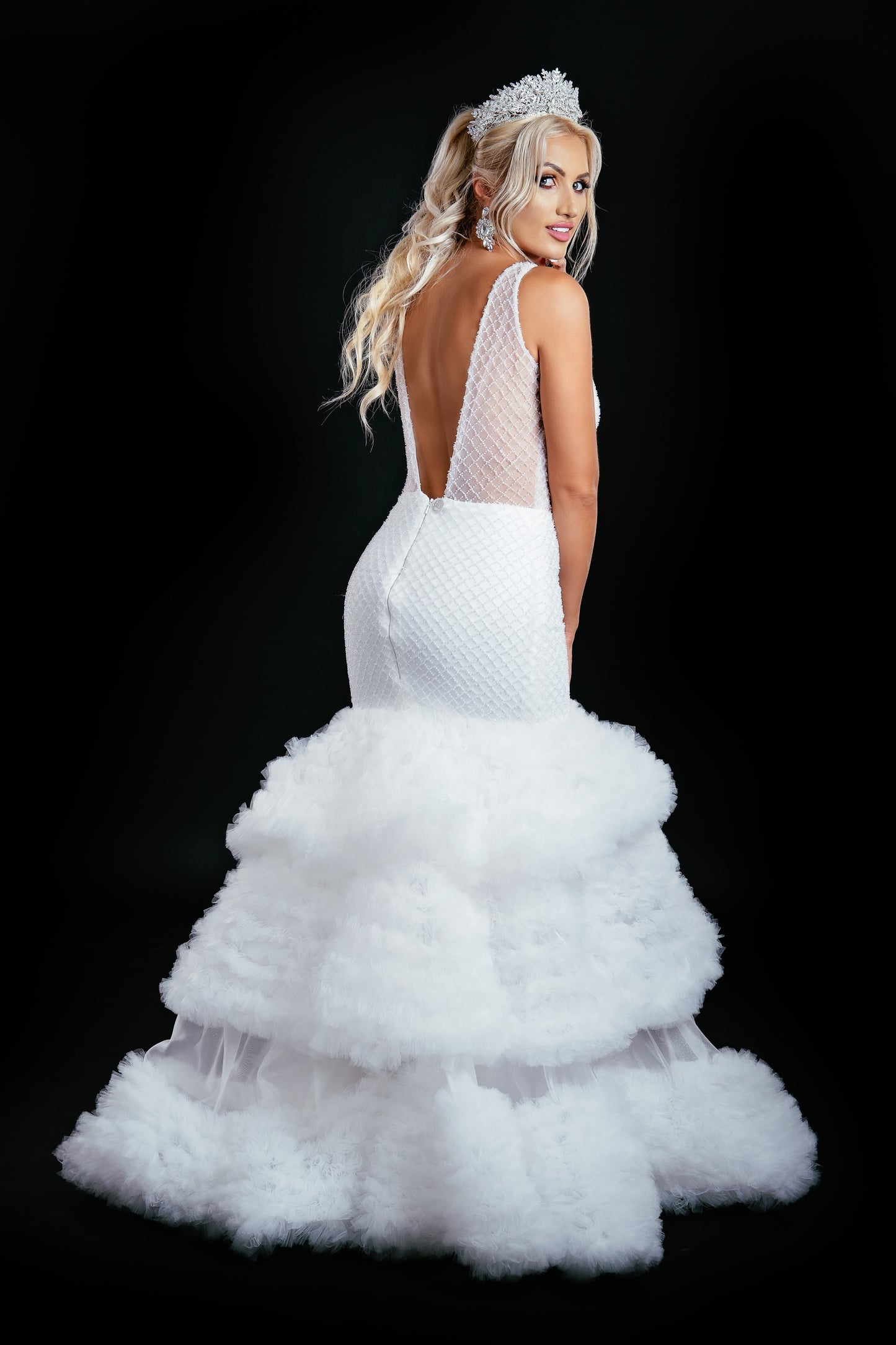 Long wedding dress with wide straps, v-neckline EVM-1039