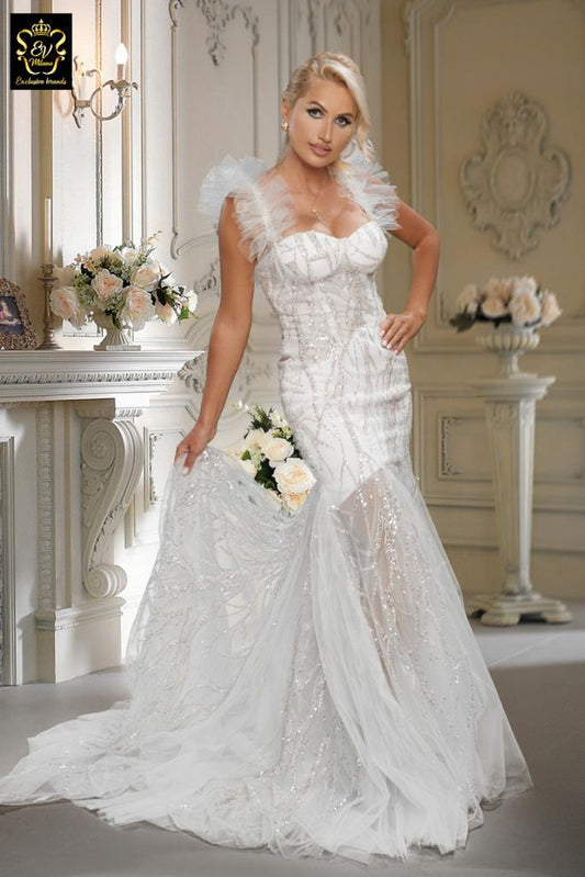 Long wedding dress with tulle straps and train EVM-1034